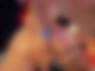 Hanna-Red's Live Sex Cam Show
