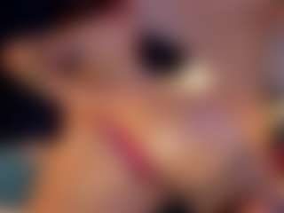 Hanna-Red's Live Sex Cam Show