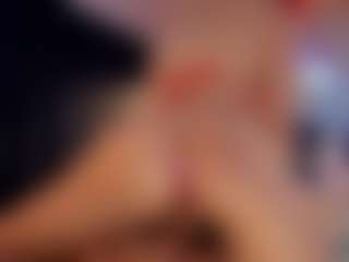 Hanna-Red's Live Sex Cam Show
