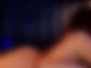 Hanna-Red's Live Sex Cam Show