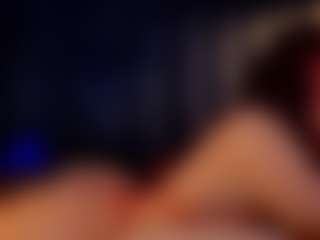 Hanna-Red's Live Sex Cam Show