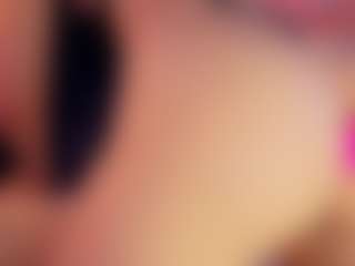 Hanna-Red's Live Sex Cam Show