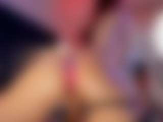 Hanna-Red's Live Sex Cam Show