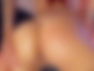 Hanna-Red's Live Sex Cam Show