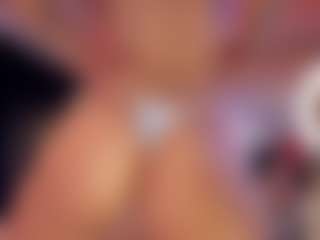 Hanna-Red's Live Sex Cam Show