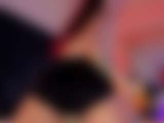 Hanna-Red's Live Sex Cam Show
