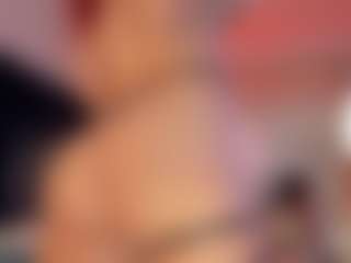 Live cam show with Hanna-Red - Athletic Small Tits on Camming Site