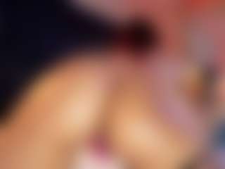 Live cam show with Hanna-Red - Arab Small Tits on chickslive.net