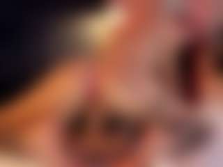 Hanna-Red's Live Sex Cam Show