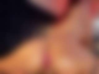 Hanna-Red's Live Sex Cam Show