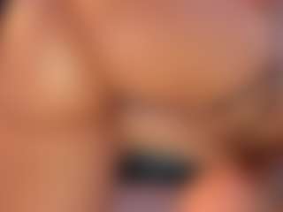 Live cam show with Hanna-Red - Tattoos on Mixed Magazine Live
