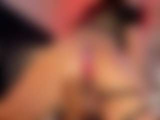 Hanna-Red's Live Sex Cam Show