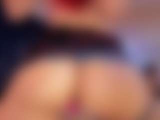 Hanna-Red's Live Sex Cam Show