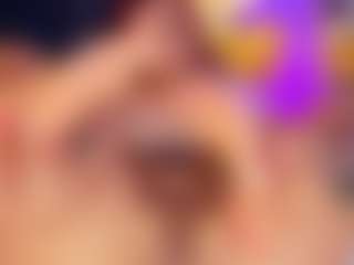 Hanna-Red's Live Sex Cam Show