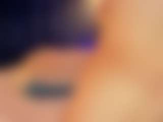 Hanna-Red's Live Sex Cam Show