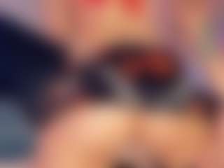 Hanna-Red's Live Sex Cam Show