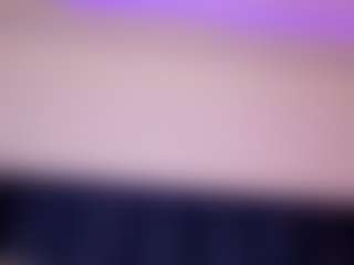 Live cam show with Hanna-Red - Red Hair Young Adult on Camsoda