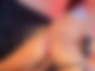 Hanna-Red's Live Sex Cam Show