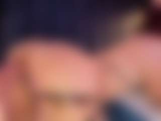 Live cam show with Hanna-Red - Petite Young Adult on boobsie.com