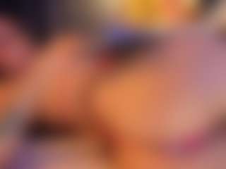Hanna-Red's Live Sex Cam Show