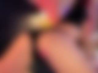 Hanna-Red's Live Sex Cam Show