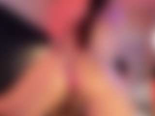 Hanna-Red's Live Sex Cam Show