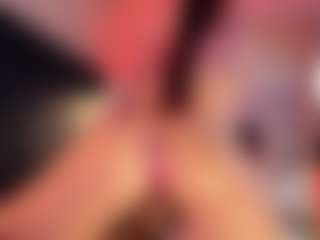 Hanna-Red's Live Sex Cam Show