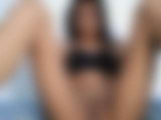 Live cam show with latin hottie - Small Ass on Camsoda