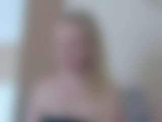 Servallinya's Live Sex Cam Show