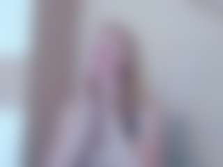 Live cam show with Servallinya - Dildo Or Vibrator on SquirtSoMuch