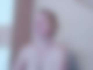Live cam show with Servallinya - Bedroom Mature on eurowanks.com