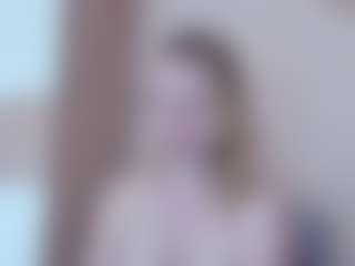 Live cam show with Servallinya - Mature on CamSextacy