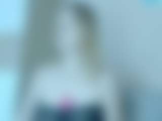 Live cam show with Servallinya - Shaved Pussy Mature on fapnchat