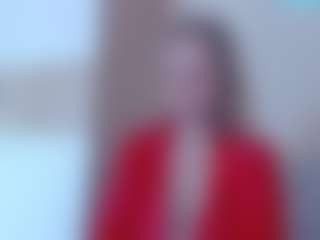 Live cam show with Servallinya - Shaved Pussy on livesuperchat.net