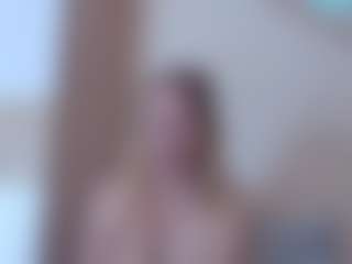 Live cam show with Servallinya - Strip MILF on Fling VIP Chat