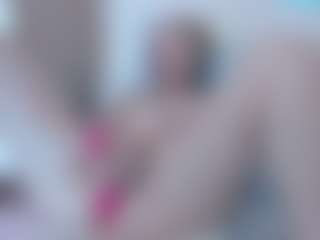 Live cam show with Servallinya - Full Nudity on CamwithHer