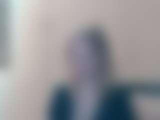 Servallinya MILF webcam performer live streaming