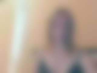 Live cam show with Servallinya - Lovense Middle Aged on Instabang