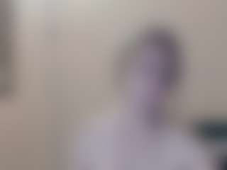 Live cam show with Servallinya - Mature MILF on TottyGirls