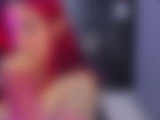 Live cam show with Sofiia-Rubb - Brown Eyes Red Hair on Chatstar
