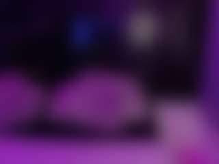 Live cam show with Sofiia-Rubb - Double Penetration on Fling VIP Chat