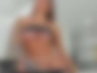 sophiiebigass's Live Sex Cam Show