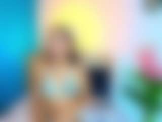 Live cam show with kinkysweett - Petite Toys on liverealitysex.com