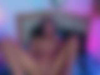 Live cam show with kinkysweett - Oil on Camming Site