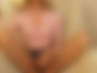 Live cam show with mintlackey - Asshole on Cam Slut