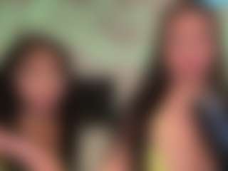 Live cam show with Ruby James - Brown Eyes Curvy on fuklive.com