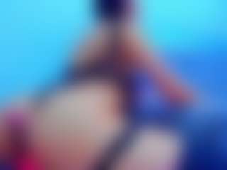 Niki-White's Live Sex Cam Show