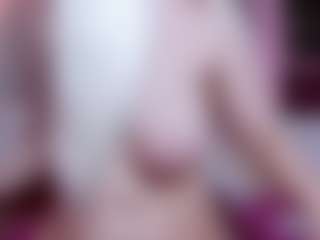 Live cam show with emilyhick - Big Tits on Milfs Live
