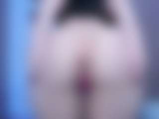 Live cam show with emilyhick - Control on studioflirtlive.com