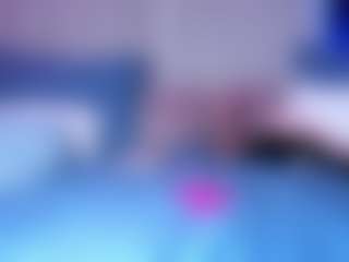 emilyhick's Live Sex Cam Show